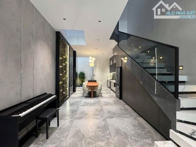 Cho thuê căn nhà đẹp đường Trần Đình Đàn quận Sơn Trà Đà Nẵng gần biển giá 40tr - 1