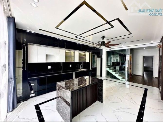 Bán nhà mặt đường thang máy mặt đường Dân Lập , Lê Chân - DT 135m - Mt 5m - 1