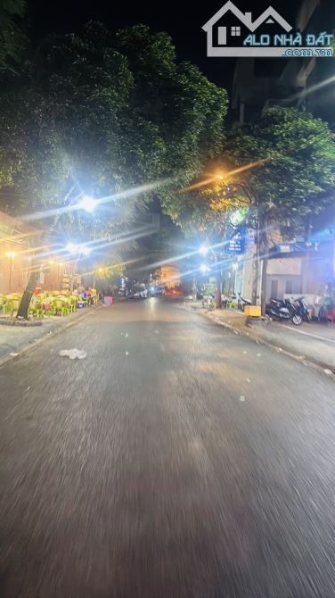 Mặt Tiền Ngang Lớn Ngay đường 3/2 - Nguyễn Ngọc Lộc Kinh Doanh Siêu Vip - 1