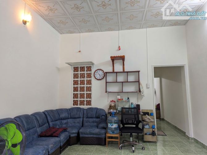 💸CỰC HIẾM - HẺM XE HƠI TRÁNH💸  ĐƯỜNG 18- LINH CHIỂU- THỦ ĐỨC - $ 4.1 TỶ.  🏫NHÀ CẤP 4 cò - 1
