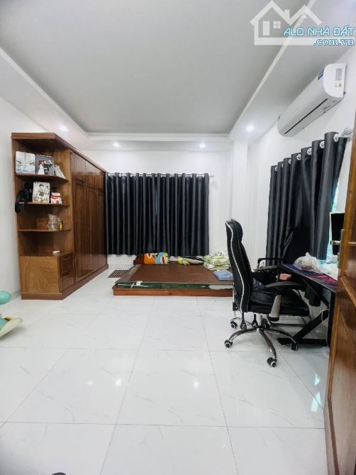 🏘️🌳SIÊU PHẨM 5 TẦNG 39 M2 LAI XÁ ,HOÀI ĐỨC - NHÀ ĐẸP LÔ GÓC -- 20M Ô TÔ_💰NHỈNH 6 TỶ - 1