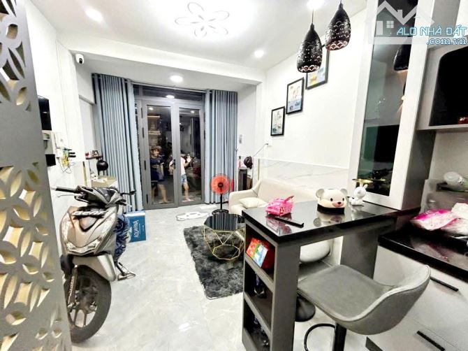 NHÀ SIÊU ĐẸP - GIÁ CỰC HỜI - VÌ CHỦ CẦN BÁN GẤP - 25M2 -BTÂN CHỈ 3.350 TỶ CÒN THƯƠNG LƯỢNG - 1