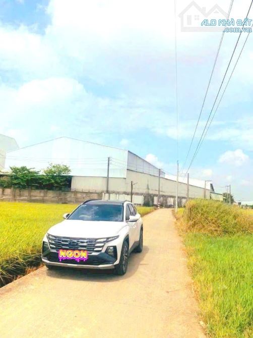 Quá Ngộp, 819m2 đất thổ cư  toàn bộ KDC Lạc Tấn chốt 1 tỷ - 1