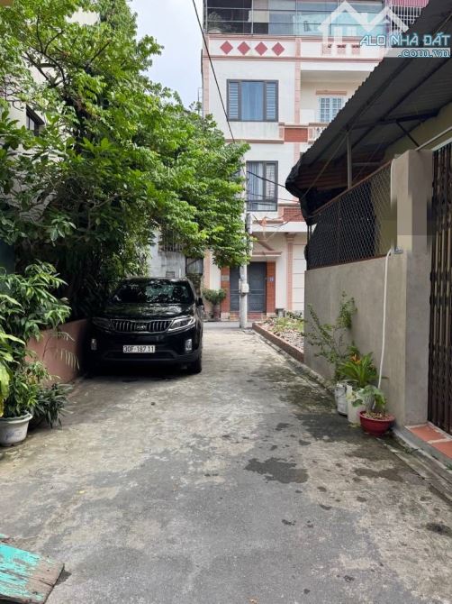 ĐẤT TẶNG NHÀ C4 – Ô TÔ ĐỖ CỬA NGÀY ĐÊM – SÁT HỌC VIỆN NÔNG NGHIỆP 30m2, 5,35tỷ - 1