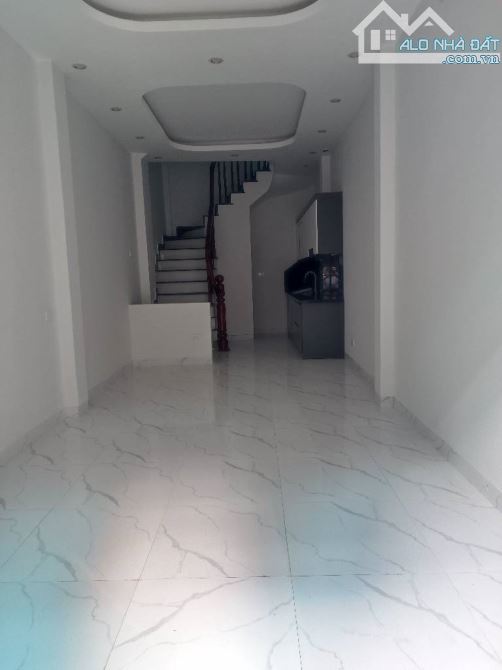 Nhà mới ở luôn, đầy đủ phụ kiện, ô tô đỗ 10m - 1