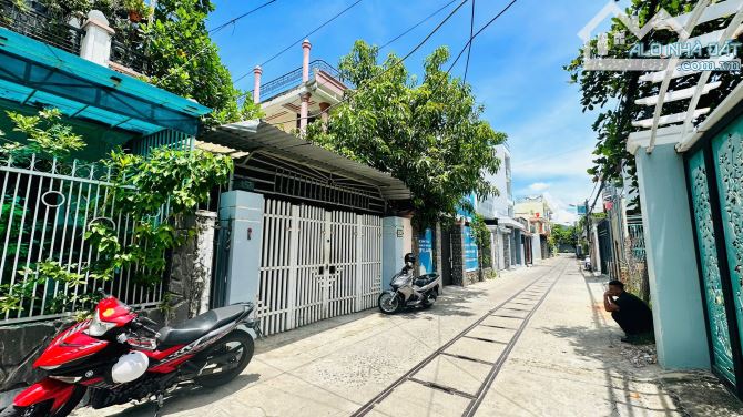 Bán căn nhà hẻm ô tô, Phương Sơn, Nha Trang, cách 23/10 chỉ 100m Diện tích 88m2 (ngang 5m - 1