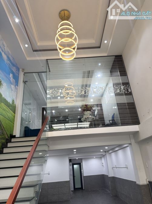 Nhà mặt tiền khu Thăng Long, Trường Sơn, Tân Bình, 4.5m x 16.5m, 6 tầng,  18.9 tỷ. - 1