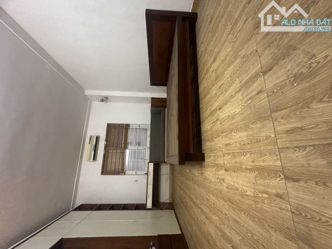 Bán nhà Võ Chí Công 32 m2 xây 5 tầng giá chỉ có 10.6 tỷ - 1