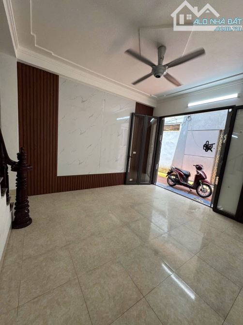 Bán nhà trong ngõ đường Trần Huy Liệu - 1