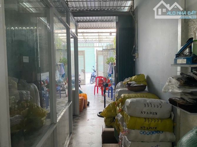 MẶT TIỀN GIÁ TỐT GẦN 100 m2  ĐƯỜNG AN PHÚ ĐÔNG VƯỜN LÀI NHÀ 2 TẦNG XE TẢI NÉ NHAU GIÁ 4,9 - 1