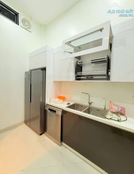 Bán nhà ngõ 132 Xuân Thủy, Cầu Giấy, 43m2, 6 tầng, ngõ thông, ô tô gần, full đồ, 9.99 tỷ - 1