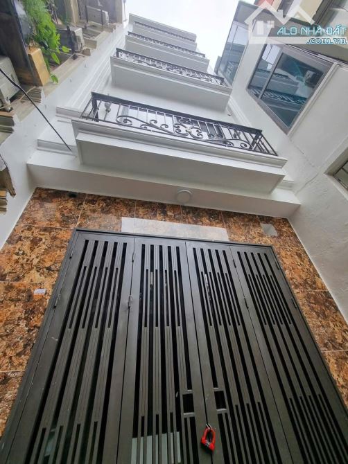 TÔI  ĐANG CẦN BÁN  CĂN NHÀ 38M2 X 5 TẦNG TẠI KHU ĐÔ THỊ TÂY NAM LINH ĐÀM GIÁ 6 TỶ 350TR - 1