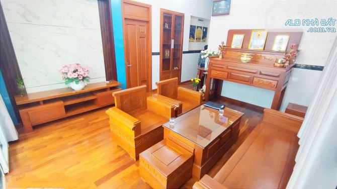 ☎ BIỆT THỰ MẶT TIỀN THỤT KHU PHÚ THUẬN__10x25M__QUẬN 7 - 1