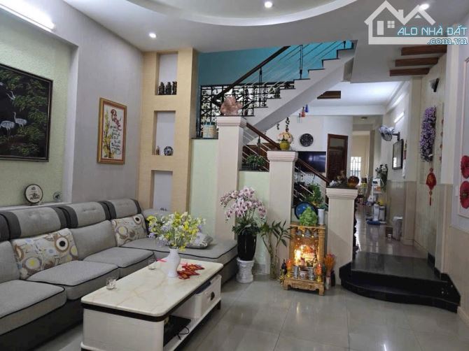 🍀 NHÀ 3 TẦNG - HOÀNG ĐẠO THUÝ – 108m2 - VỊ TRÍ ĐẸP - NHỈNH 6TỶ 🍀 - 1