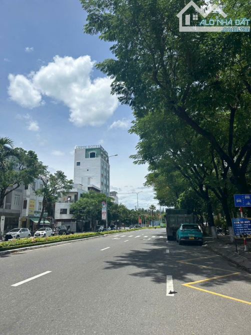 Cần bán 634 m2 đất trục đường lớn Lê Văn Hiến, hướng đông - 1