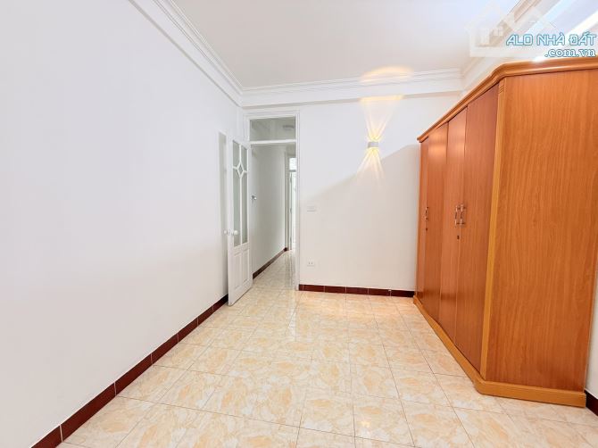 Bán Nhà Thụy Khuê Tây Hồ, Dân Xây Chắc Chắn, Giáp Cầu Giấy, Cách mặt phố 15m - 1