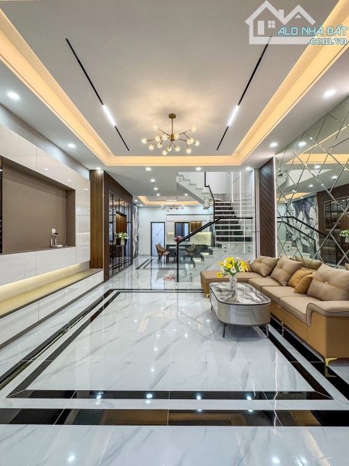 Nhà 2 lầu mới full nội thất đường D15 Hồng Loan giá 5 tỷ 800tr (Thương lượng) - 1