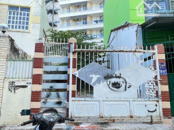 BÁN LÔ ĐẤT HẺM TUỆ TĨNH GẦN BIỂN , ĐƯỜNG Ô TÔ , GIÁ 7 TỶ 900 TRIÊUJ - 1