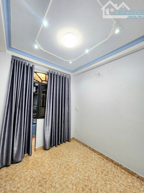 Nhà 4 tầng nở hậu, hẻm thông đường Tùng Thiện Vương, P13Q8. Giá 4,85 tỷ TL - 1