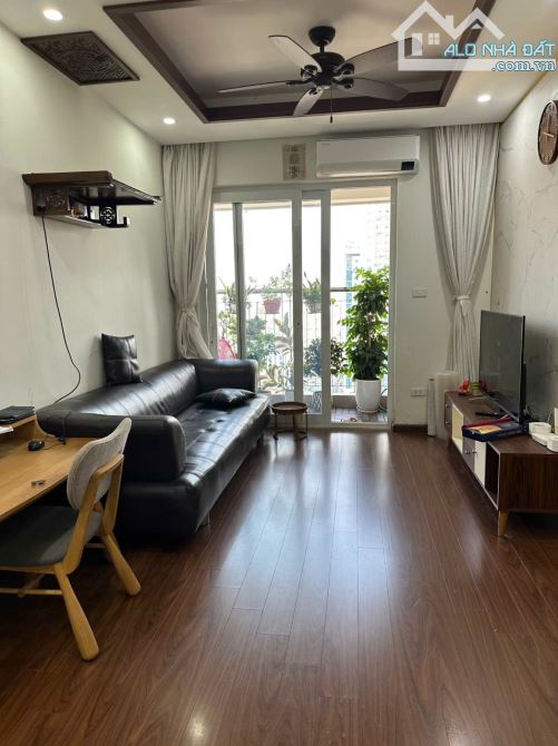 Cho thuê chung cư 90 Nguyễn Tuân, 3 ngủ 96m2 full đồ có slot oto 18 triệu - 1