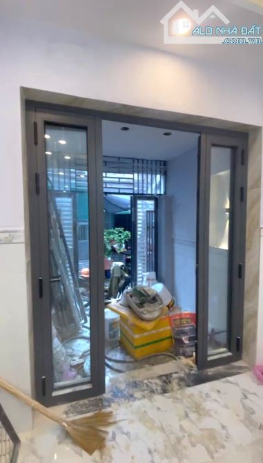 Bán nhà mới, đẹp ở liền, giá rẻ Lưu Hữu Phước (p15 Q8 cũ), gần Q5. SHR 40m2 giá 3,95ty TL - 1