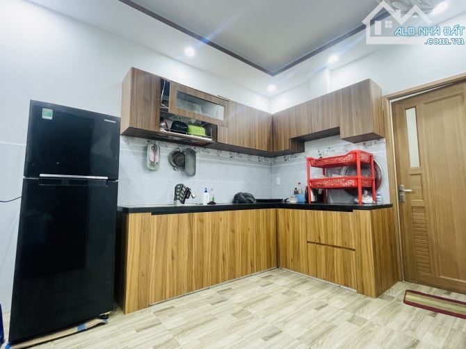 Siêu phẩm Trần Duy Chiến gác đúc siêu đẹp - Hàng hiếm vào ở ngay - Chỉ nhỉnh 5 tỷ - 1