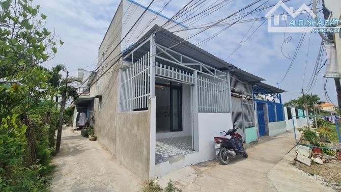 Nhà 1 Lầu 4 x 12m, 2PN 2WC Ngay Ngã Ba Tân Kim Đường TĐ4 . Sổ Hồng Riêng Giá Rẻ - 1