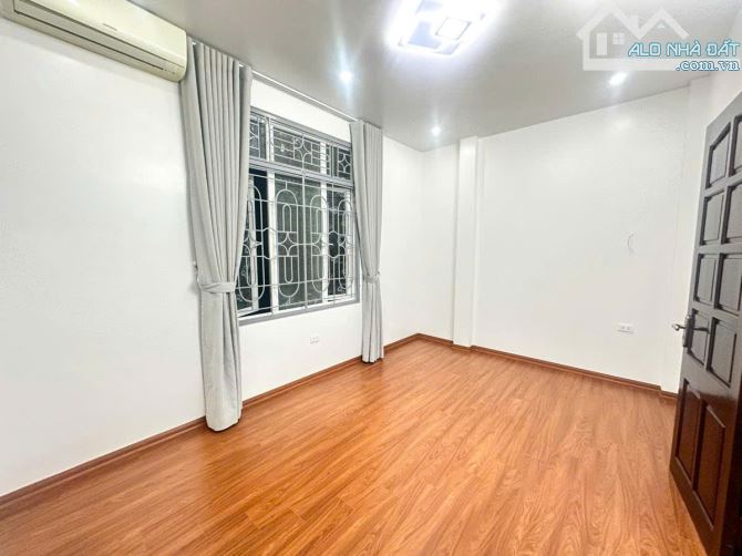 Nhà Đẹp ngõ GỐc Đề - 30m2 -5 Tầng - Mt 5m - Full nội Thất - 6.2 Tỷ - 1