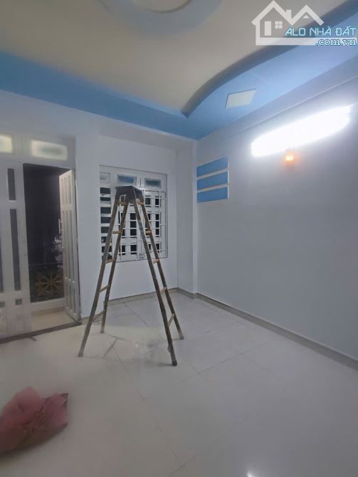 Bán nhà q12 Hiệp Thành 13 gần Khu Công Nghiệp TTH- 60m² 2 tầng,giá chỉ 4.25 tỷ - 1
