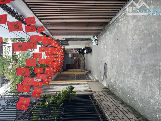 🔥 Bán Đất Chính Kinh – Thanh Xuân – 50m² – MT 6.8m – Lô Góc 2 Thoáng – Giá Chỉ 11.8 Tỷ - 1
