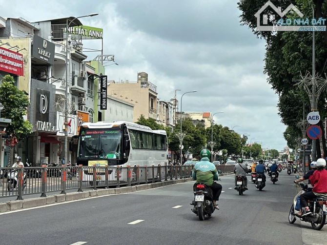 Biệt thự 4 tầng Gò Vấp ngang 8m 144m2 view GÓC đẹp HXH Nguyễn Oanh gần Hoàn Mỹ chỉ 23,5 tỷ - 1