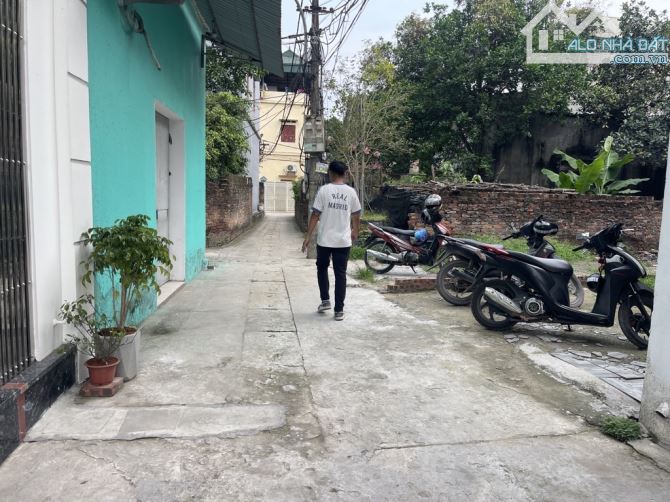 2 tỉ nhỉnh có lô đất tại xóm bãi uy nỗ đông anh đường thông ô tô đỗ cửa  👉 s46,5m  mt 4,4 - 1