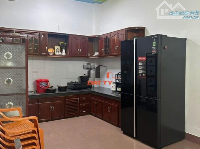NHÀ MẶT TIỀN KHU MẠC ĐỈNH CHI GẦN TRƯỜNG GẦN CHỢ - 1