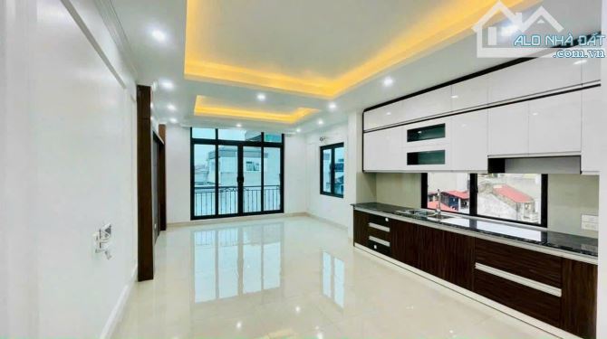 Cho thuê nhà 55m2*7 tầng Thang Máy ngõ 68 Cầu Giấy - 1