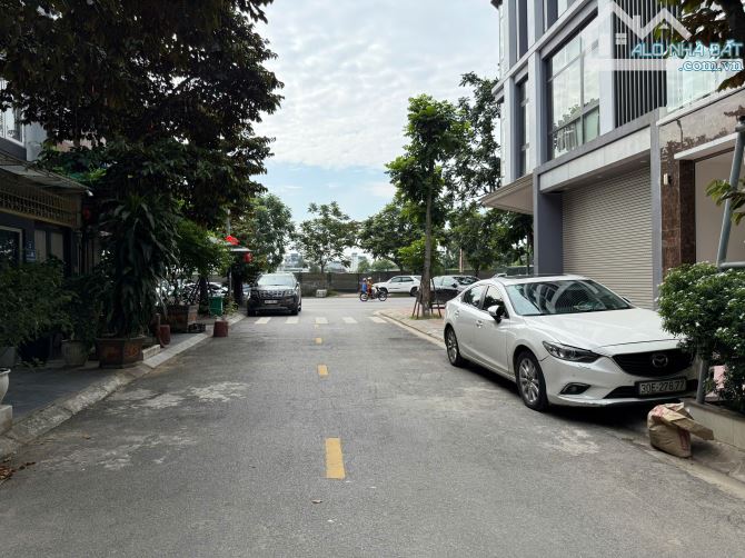 SIÊU PHẨM KINH DOANH ,BÁN ĐẤT ĐẤU GIÁ 75M-23 TỶ-TRUNG TÂM VIỆT HƯNG – LONG BIÊN - 1