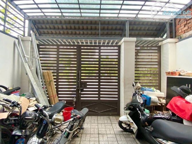 🔥 MẶT TIỀN KHU TÊN LỬA – 100M² (5x20) – NHÀ 4 TẦNG – 6PN – HOÀN CÔNG – GIÁ CHỈ 13.5 TỶ 🔥 - 1