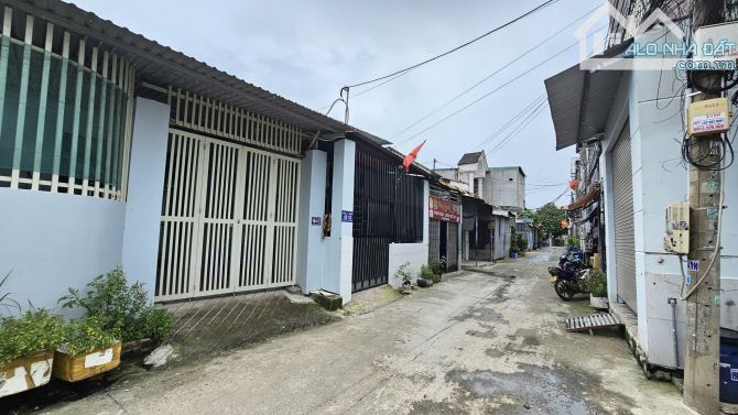 Bán đất 2tyy300 gần ngã tư Miếu Ông Cù 500m, p.Bình Chuẩn, Tp.Thuận An M7628 - 1