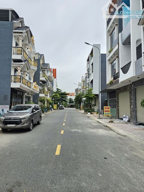 Bán nhà 1 trệt 2 lầu KDC Hiện Hữu, p.Bình Chuẩn, Tp.Thuận An chỉ 5tyy800 TL M7139 - 1