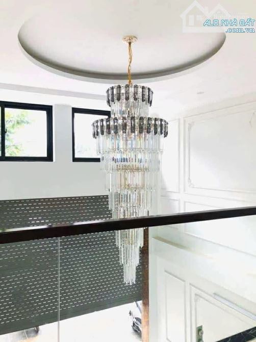 Cho thuê mặt phố Đại La, Hai Bà Trưng, 79m2, 5 tầng, 55 triệu - 1