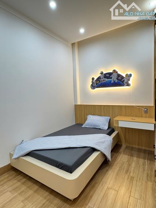 NHÀ ĐẸP MẶT TIỀN TRẦN CỪ 3 PHÒNG NGỦ #THIẾT KẾ HIỆN ĐẠI & ĐẦY ĐỦ NỘI THẤT - NGAY KHU ĐÔ TH - 1