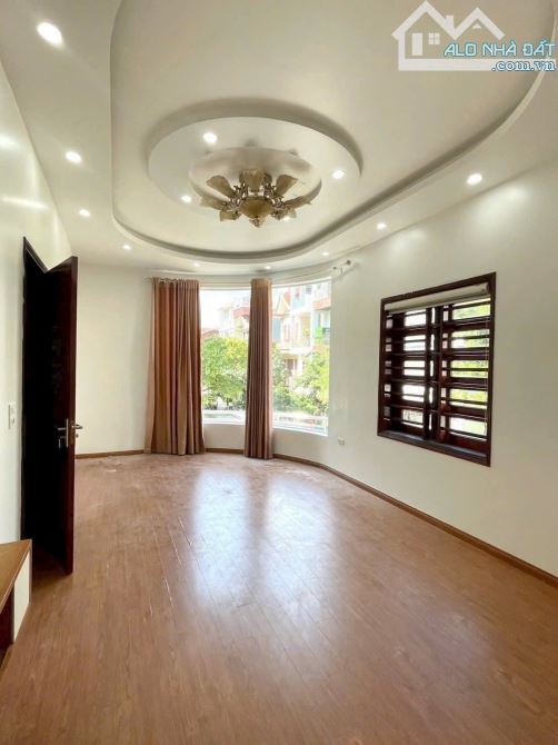 Bán căn nhà 4 tầng lô góc khu Đông Nam Cường, TP Hải Dương, 58m2, 4 ngủ, 4 vs, cực đẹp - 1