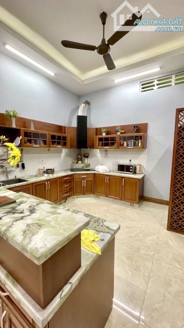 Giảm 1,5 tỷ – Nhà Bán mặt tiền Cao Lỗ 5 tầng, 190m² (8x23), Tiện làm VP Cty, Chỉ 27,5 tỷ - 1