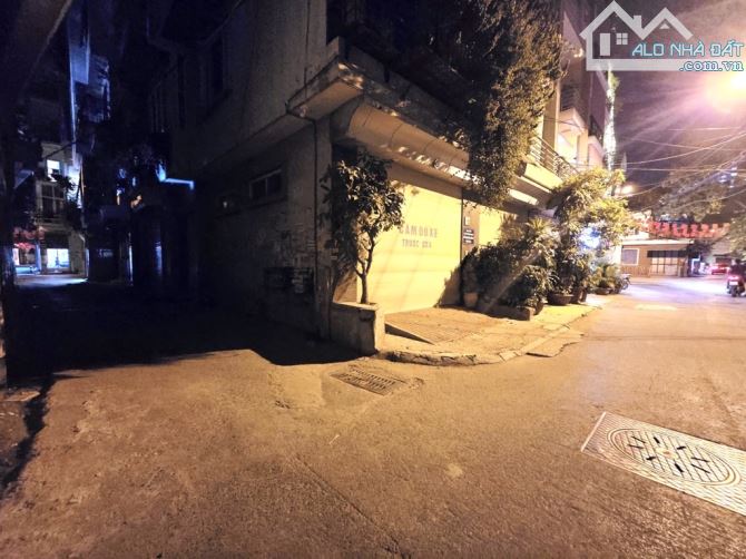 Bán nhà Lạc Long Quân - Nghĩa Đô - Cầu Giấy, KD đỉnh, ô tô tránh, 5T, 36m2 , giá quanh 10 - 1