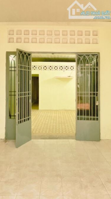 🔥 BÁN NHÀ TÔ HIẾN THÀNH, P.15, Q.10 - 93.5M² SÂN TRƯỚC SAU - CHỈ 9.X TỶ. - 1