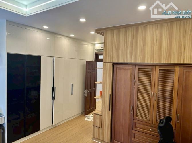 Bán nhà mới 2025 – Lê Thị Hồng, Gò Vấp – 100m² – 4 tầng, thang máy – Giá 19 tỷ - 12