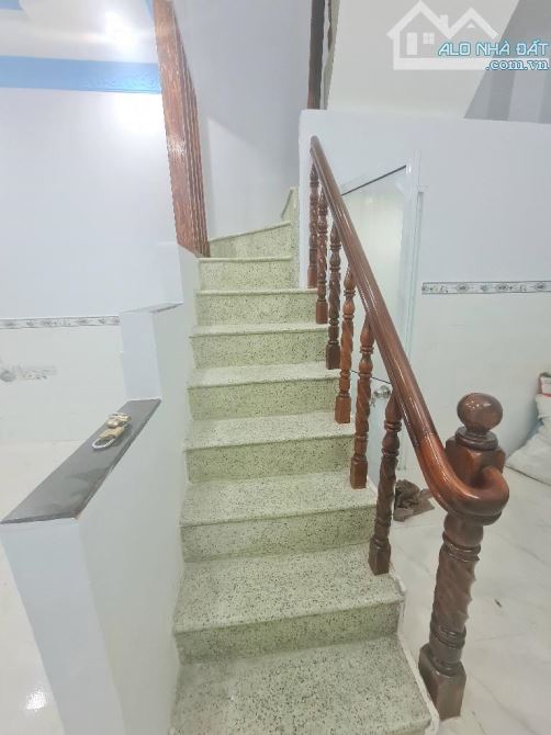 Nguyễn Sỹ Sách 30m² – Hẻm Xe Hơi – 2 Tầng – 3.9 tỷ - 12