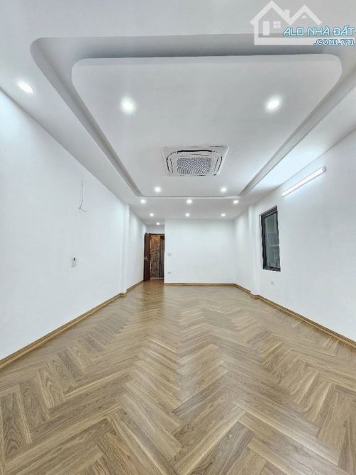11.3 tỷ/53 m2/6 Tầng/ Cự Khối/ Gara Ô tô - 16