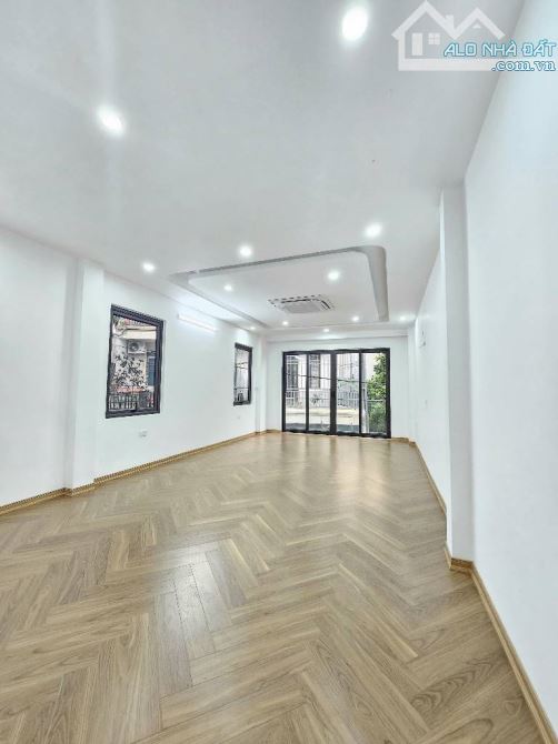 11.3 tỷ/53 m2/6 Tầng/ Cự Khối/ Gara Ô tô - 17
