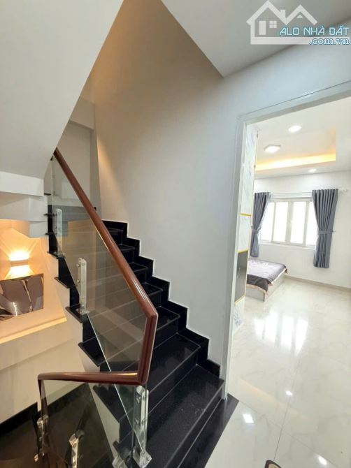 Bán nhà mới đẹp hẻm xe hơi đường số 2, P.3, 4 x 8,5, giá 5.45 tỷ tl, 4 tầng, 3PN - 17