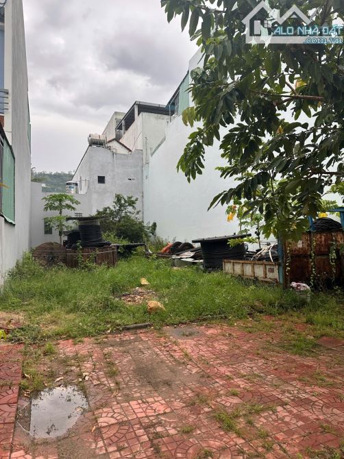 bán lô đất mặt tiền đường dương đức hiền P. trần quang diệu dt 99m2 ngang 4,5m giá 2ty350 - 2